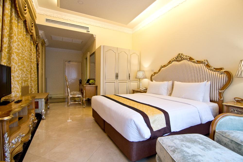 Lk Royal Suite Патая Екстериор снимка
