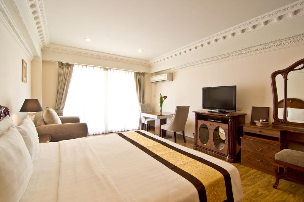 Lk Royal Suite Патая Екстериор снимка