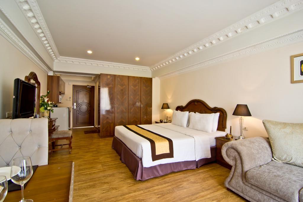 Lk Royal Suite Патая Екстериор снимка