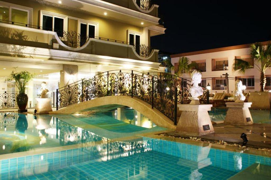 Lk Royal Suite Патая Екстериор снимка