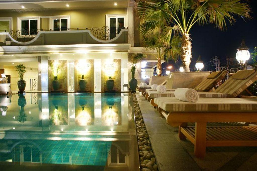 Lk Royal Suite Патая Екстериор снимка